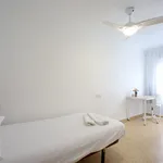 Rent 5 bedroom apartment in Valencia