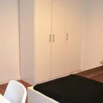 Rent 5 bedroom apartment in Madrid