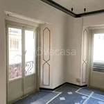 Affitto 4 camera appartamento di 122 m² in Genova