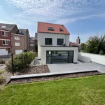 Huur 3 slaapkamer huis van 690 m² in Braine-l'Alleud