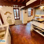 Rent 6 bedroom house of 500 m² in Florence