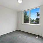 Rent 2 bedroom apartment in Melbourne