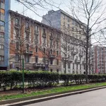 Rent a room of 150 m² in milan