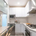 Rent 4 bedroom apartment of 10 m² in Barcelona