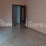 Affitto 3 camera appartamento di 115 m² in Portici