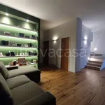 Rent 5 bedroom house of 160 m² in Noicattaro