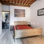 Rent 1 bedroom apartment of 58 m² in Florence