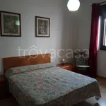 Rent 4 bedroom house of 60 m² in Leporano