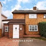 Rent 3 bedroom flat in Epping Forest