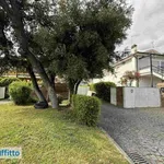 Rent 3 bedroom house of 83 m² in Rome