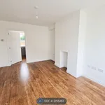 Rent 3 bedroom house in East Midlands