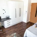 Rent 1 bedroom apartment in Leicester