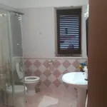 Rent 4 bedroom house of 130 m² in Siracusa