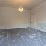 Rent 5 bedroom house in Wales