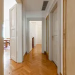 Rent 3 bedroom apartment of 106 m² in Praha 2