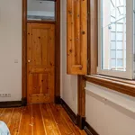 Rent a room of 150 m² in Lisboa