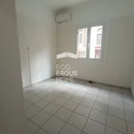 Rent 3 bedroom apartment of 117 m² in Piraeus