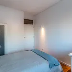 Rent 7 bedroom apartment in Porto