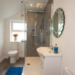 Rent 3 bedroom apartment in West Midlands