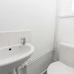 Rent 3 bedroom flat in North East England