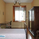 Rent 5 bedroom apartment of 140 m² in Turin