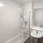 Rent 3 bedroom flat in Scotland