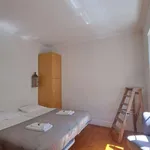 Rent a room in lisbon