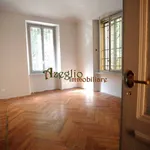 Rent 5 bedroom apartment of 150 m² in Turin