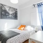 Rent 4 bedroom apartment in Valencia