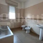 Rent 3 bedroom apartment of 100 m² in Syracuse