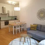 Rent 5 bedroom apartment of 90 m² in Berlin