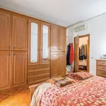 Rent 3 bedroom house of 161 m² in Garbagnate Milanese