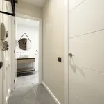 Rent 4 bedroom apartment of 70 m² in Barcelona