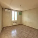 Maison de 55 m² avec 3 chambre(s) en location à Arles