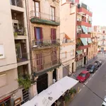 Rent a room of 58 m² in Barcelona