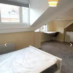 Rent 8 bedroom house in Leeds