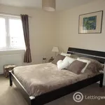 Rent 2 bedroom flat in Aberdeen