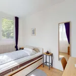 Rent 1 bedroom apartment of 17 m² in Fontainebleau