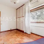 Rent 5 bedroom house of 473 m² in Rome