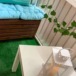 Rent a room of 90 m² in barcelona