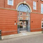 Rent 1 bedroom apartment in Hull