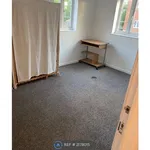 Rent 2 bedroom apartment in Colchester