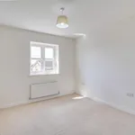 Rent 4 bedroom house in Wakefield