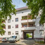 Miete 2 Schlafzimmer wohnung von 67 m² in Berlin