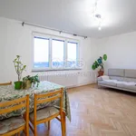 Pronajměte si 3 ložnic/e byt o rozloze 57 m² v Praha