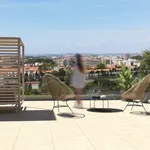 Rent 1 bedroom apartment of 74 m² in Porto