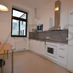 Pronajměte si 3 ložnic/e byt o rozloze 110 m² v Prague