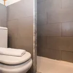 Rent 1 bedroom apartment of 35 m² in Barcelona