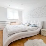 Najam 2 spavaće sobe stan od 73 m² u Zagreb