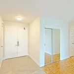 Appartement de 990 m² avec 6 chambre(s) en location à Toronto